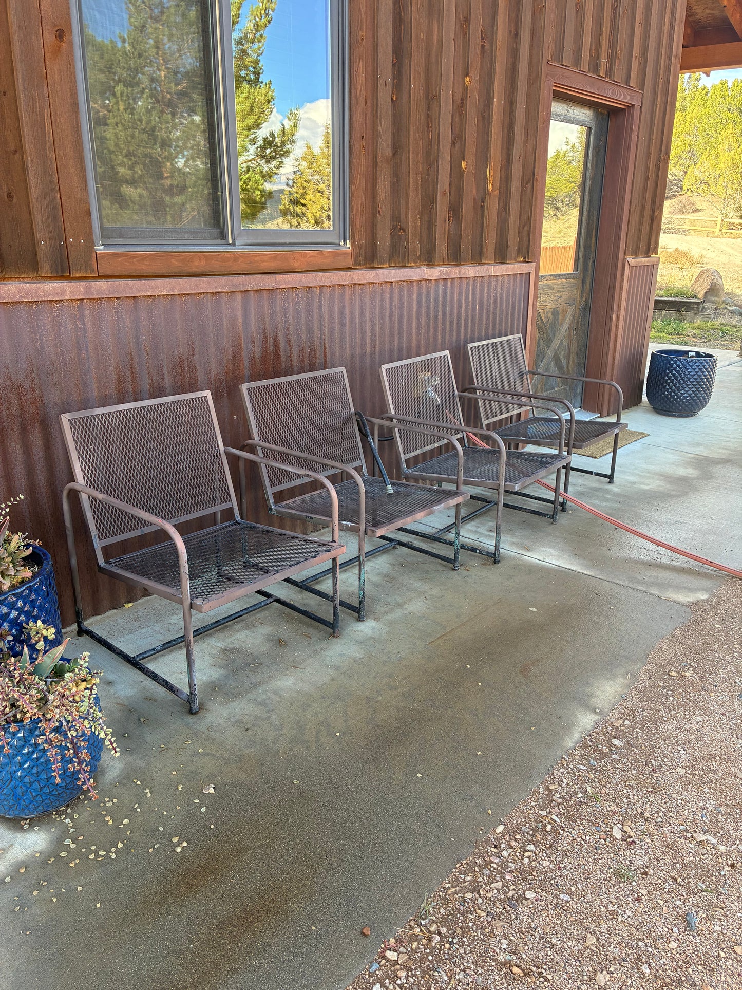 Set of 4 Low-profile Vintage Metal Mesh Outdoor Chairs